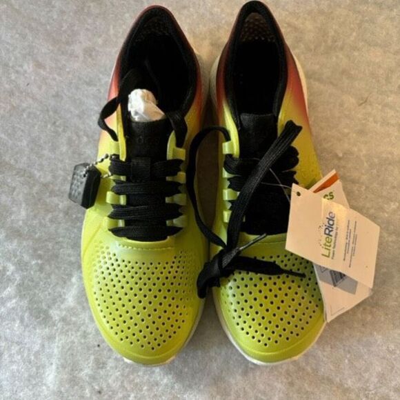 LiteRide By Crocs Color Dip Pacer Size M5 Lace Up Sneakers *New* - Picture 1 of 7